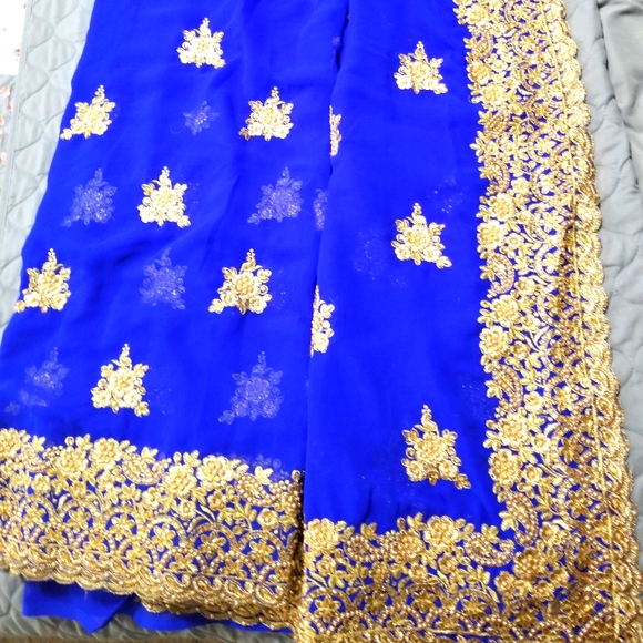 Indian saree - Picture 2 of 10